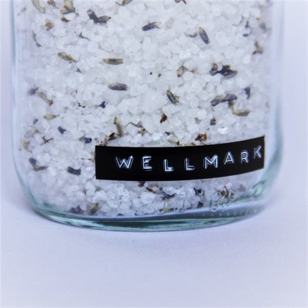 Wellmark badzout lavendel helder glas messing dop 500ml 'me time'.