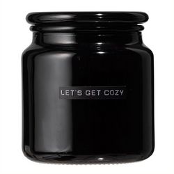 Wellmark grote geurkaars frisse linnen zwart glas 'let's get cozy'.