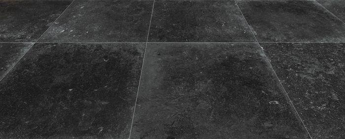 Tyche antraciet terrastegel natuursteen look 60x60x1,8 cm. €59,95 per m2